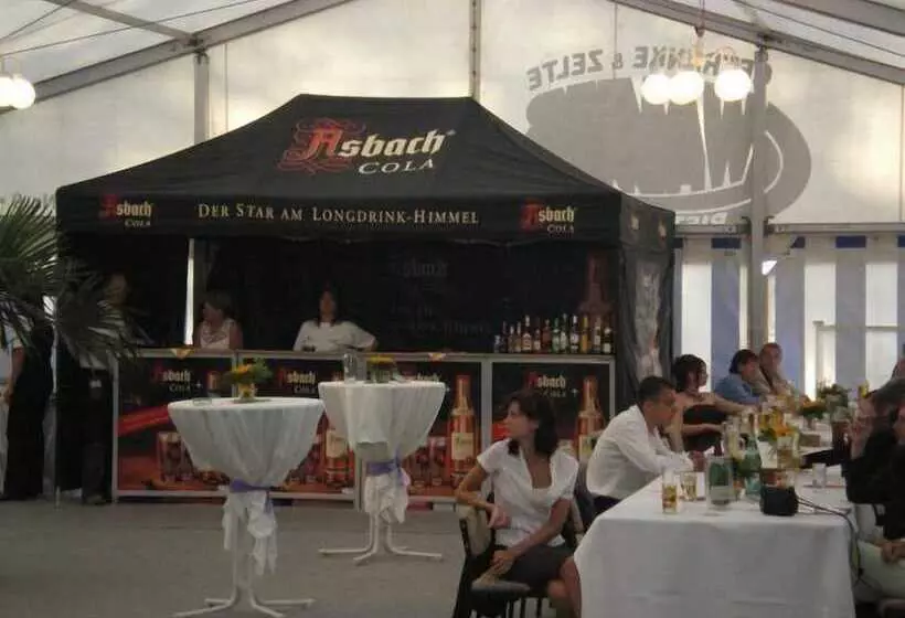 ホテル Restaurant Am Berg