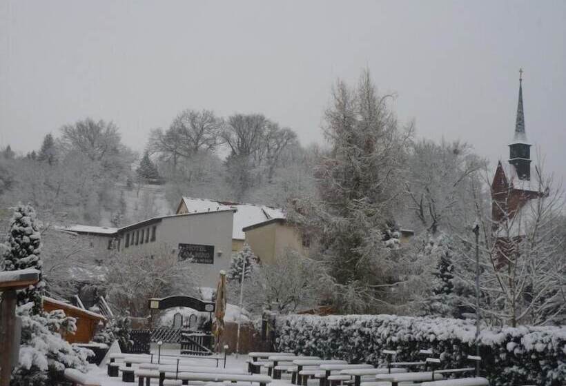 فندق Restaurant Am Berg