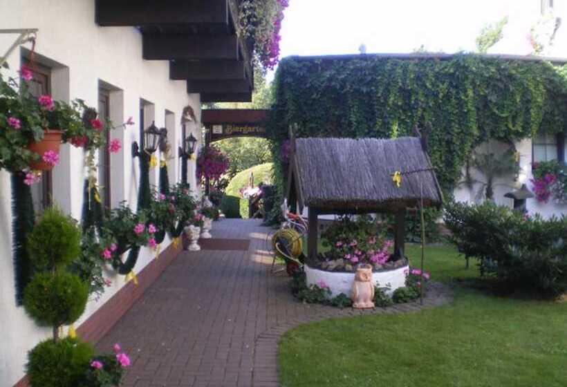 فندق Restaurant Am Berg