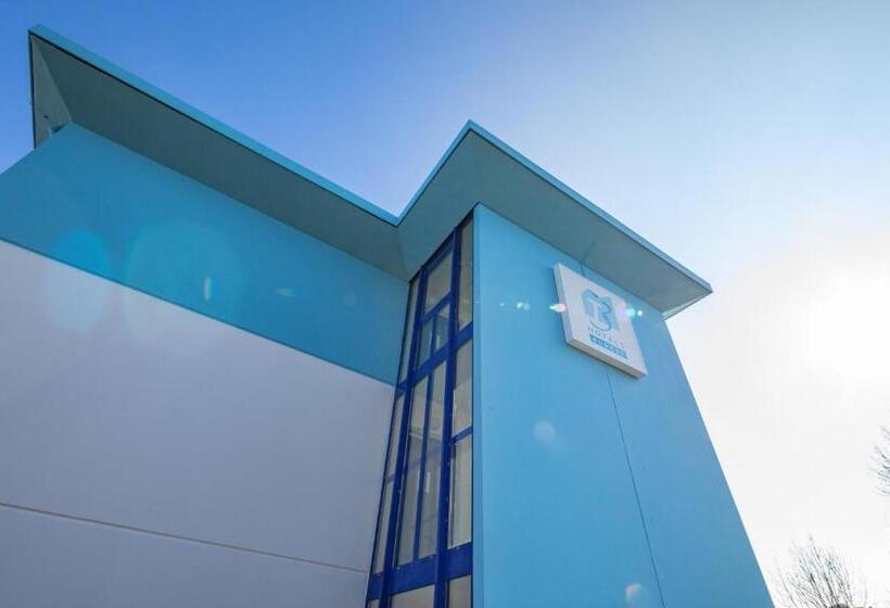 Отель T3 Budget Berlin Hennigsdorf