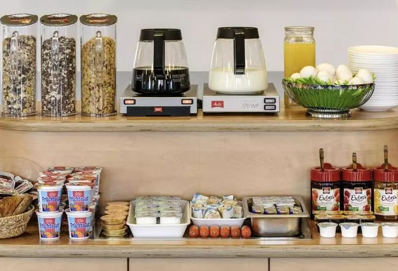 فندق T3 Budget Berlin Hennigsdorf