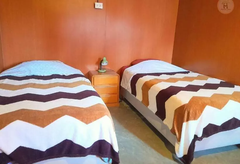 ペンション Paracas Camp Lodge & Experiences