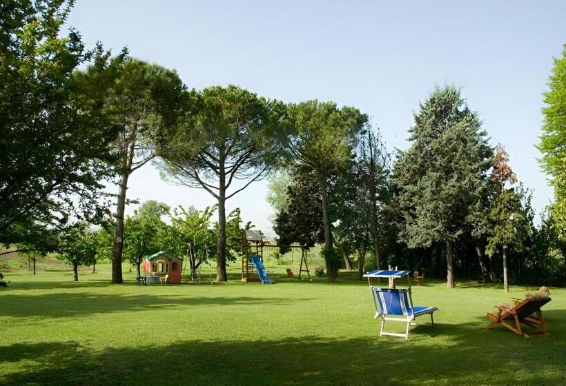 Bed and Breakfast Casale Del Fattore