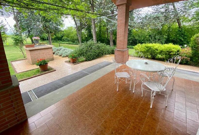 Bed and Breakfast Casale Del Fattore