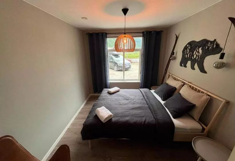 Frafjord Apartments Thor