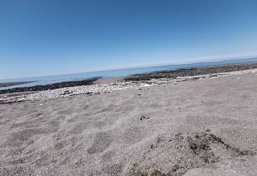 Sea And Mountain View Sunbeach Holiday Snowdonia