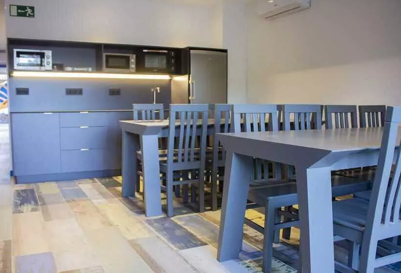 Albergue Playa De Sabaris