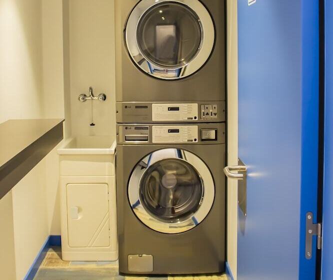 Albergue Playa De Sabaris