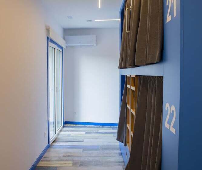 Albergue Playa De Sabaris