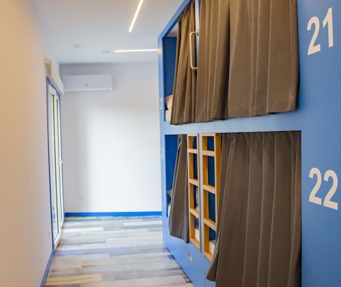 Albergue Playa De Sabaris