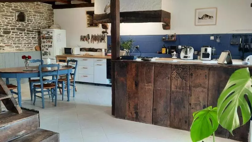 ベッドアンドブレックファースト Chambres D Hôtes Domaine La Touche