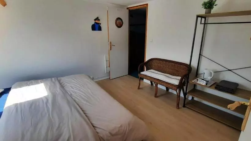ベッドアンドブレックファースト Chambres D Hôtes Domaine La Touche