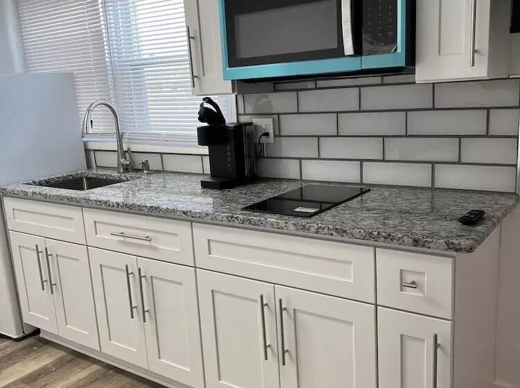 Crystal Sands Apartments