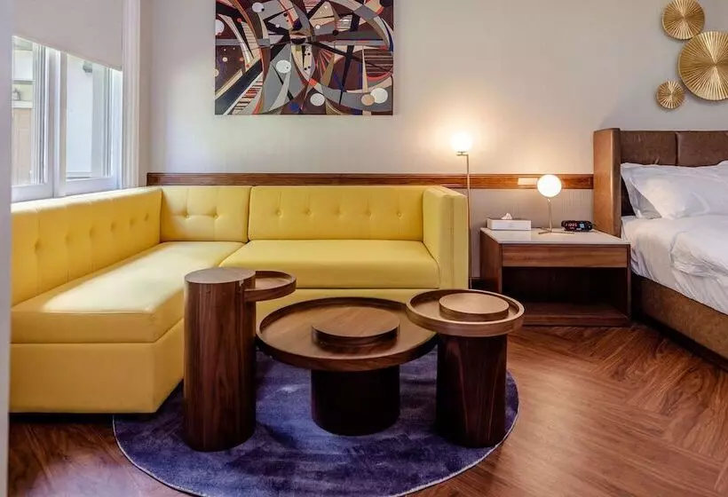 Lomakeskus Chateau Merrimack Hotel & Spa