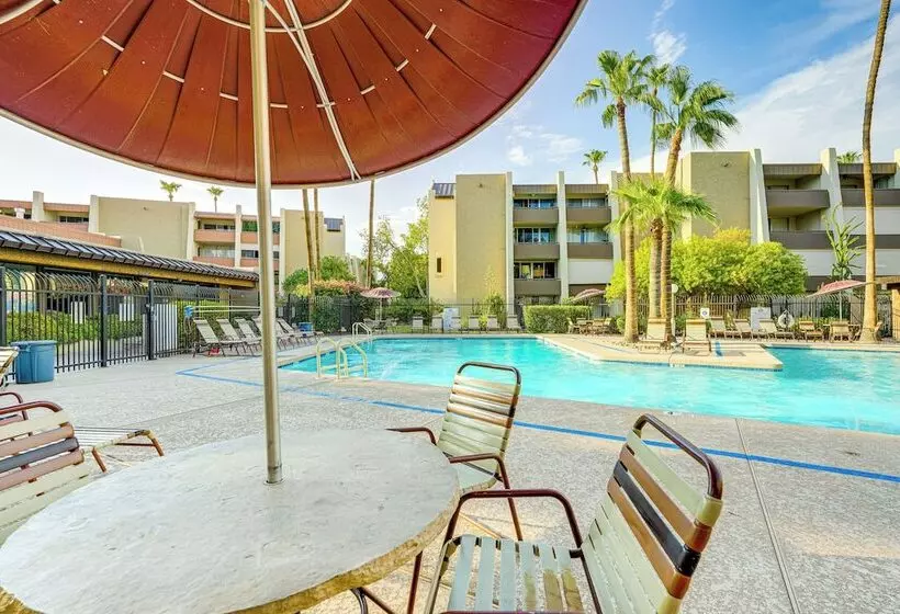 Walk To Old Town Scottsdale