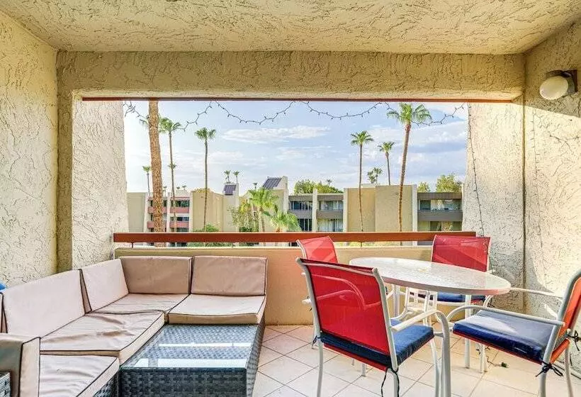 Walk To Old Town Scottsdale