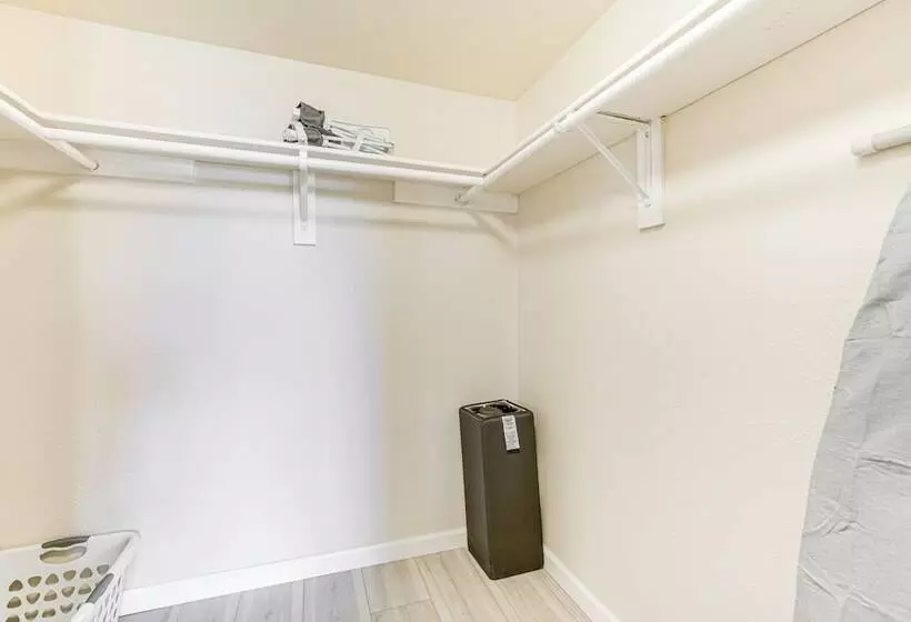 Walk To Old Town Scottsdale