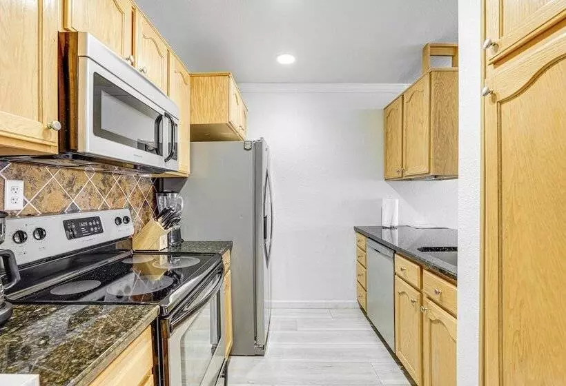 Walk To Old Town Scottsdale