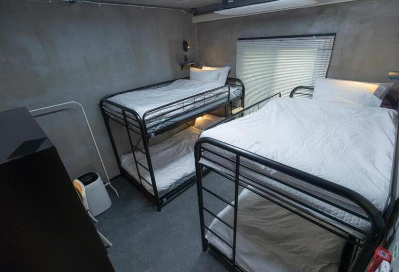 تختخواب و صبحانه Big K House