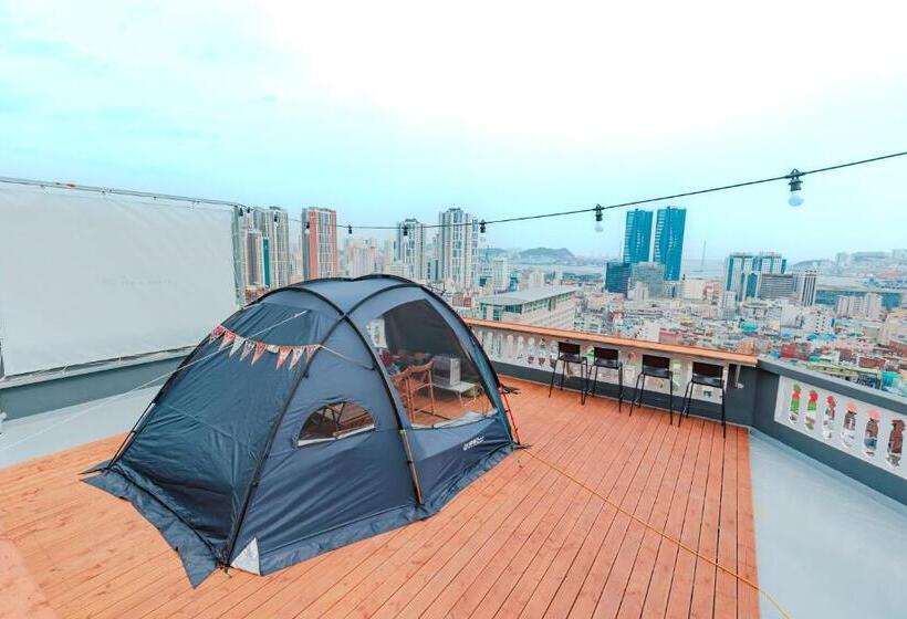 تختخواب و صبحانه Big K House