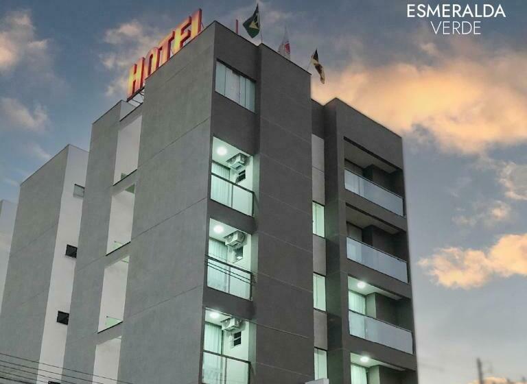 Hotel Esmeralda Verde