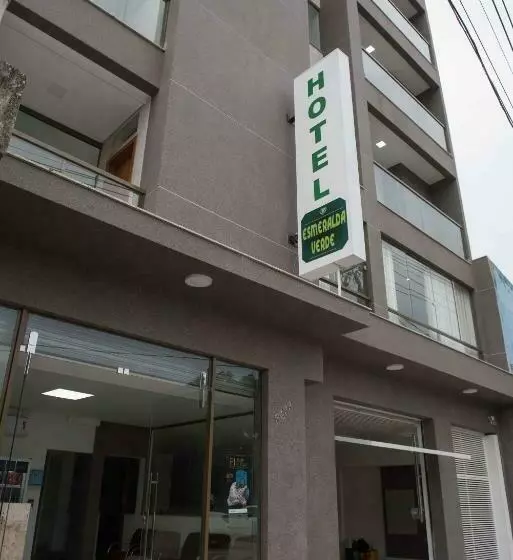 Hotelli Esmeralda Verde