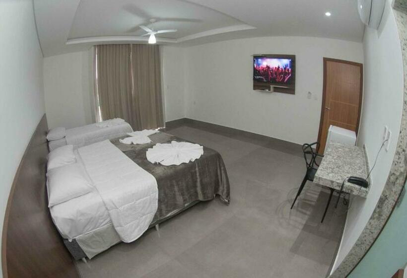 Hotel Esmeralda Verde