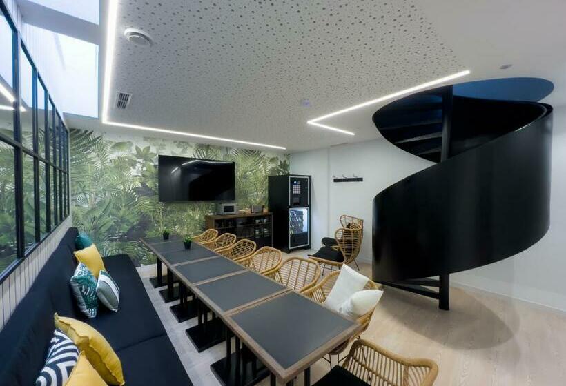 膳宿费 Hostel Charino