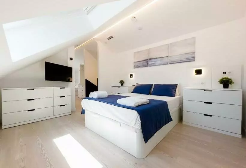 پانسیون Hostel Charino