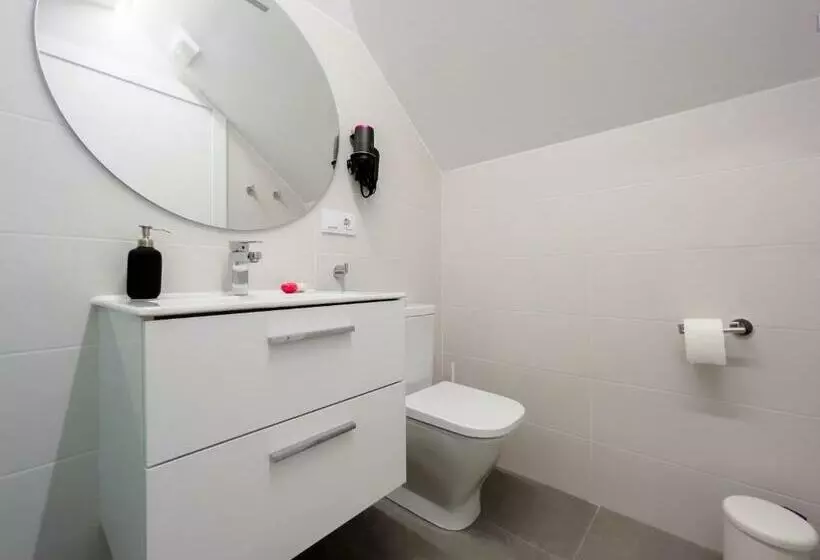 پانسیون Hostel Charino