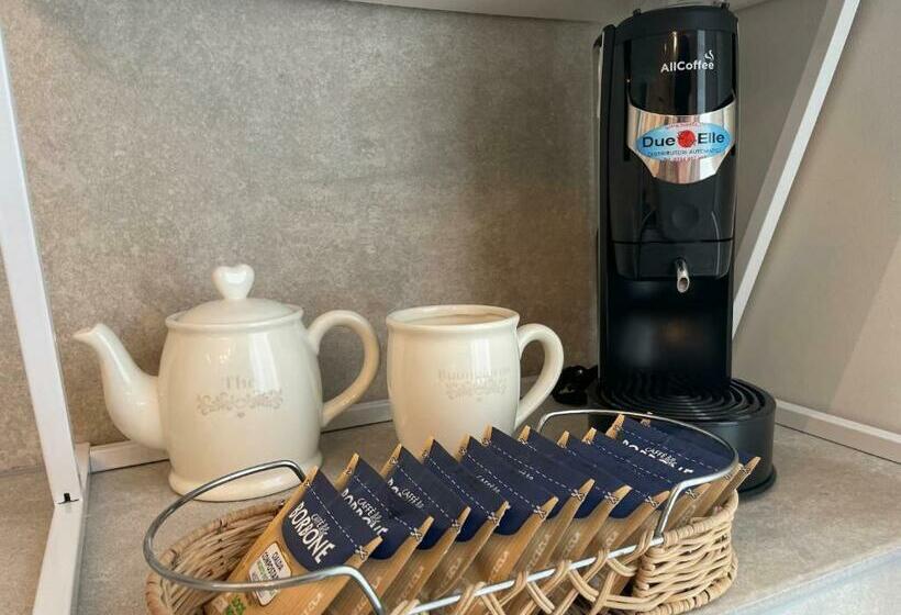 ペンション Otium Rooms / Camere E Appartamenti