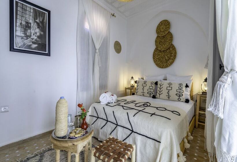 Nelia Marrakech, Riad Collection