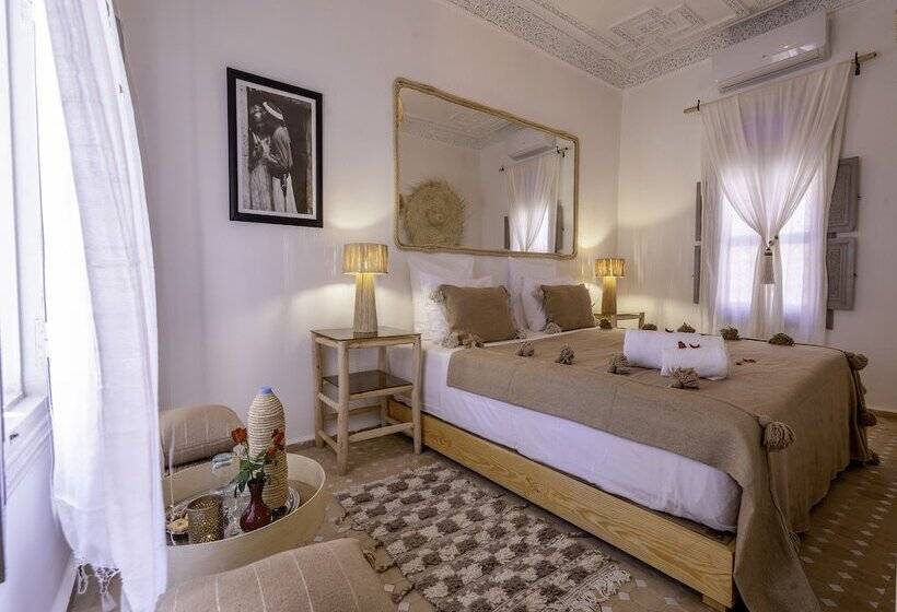 Nelia Marrakech, Riad Collection