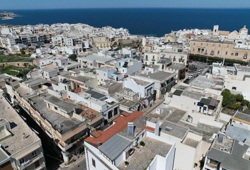 تختخواب و صبحانه L Arte Di Venere Suite