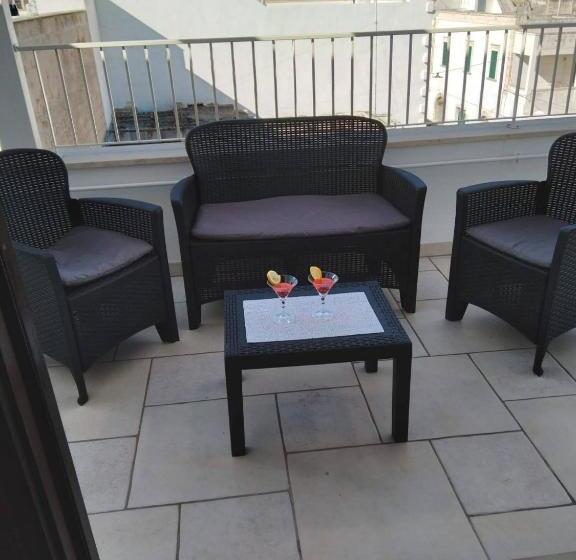 تختخواب و صبحانه L Arte Di Venere Suite