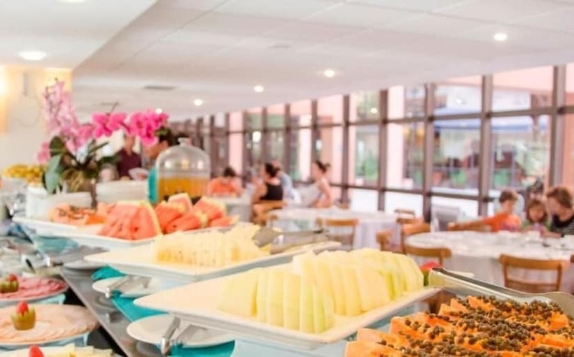 בית מלון כפרי Jurerê Beach Village