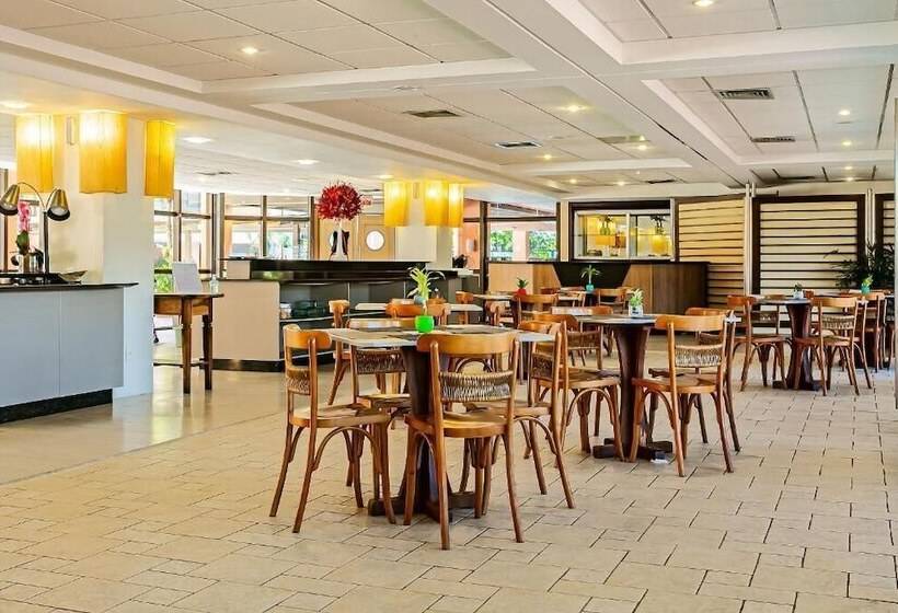 בית מלון כפרי Jurerê Beach Village