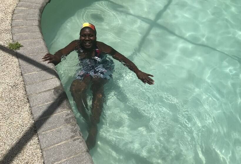 بنسيون Cozy Guest House Florida Sunrise