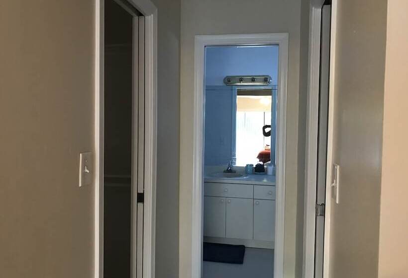 بنسيون Cozy Guest House Florida Sunrise