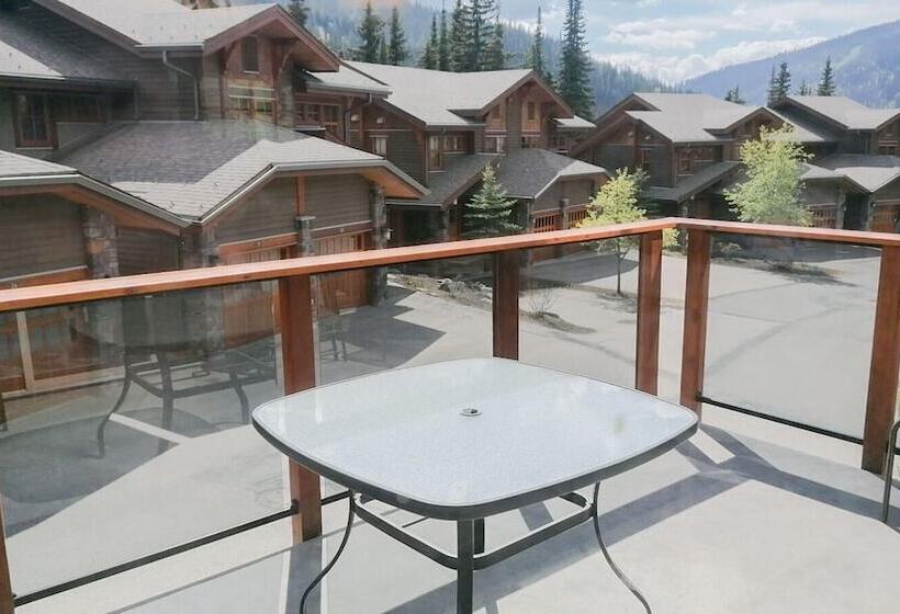 Woodhaven #19 By Bear Country