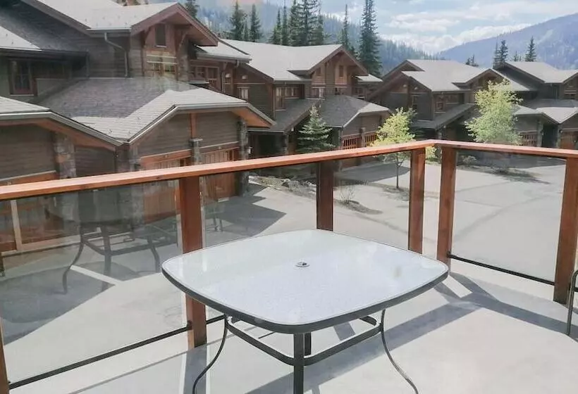 Woodhaven #19 By Bear Country