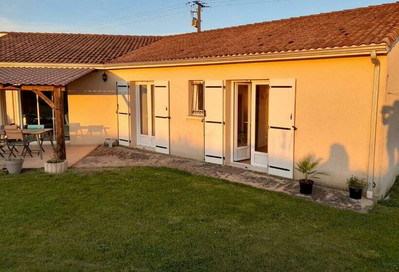 Bed and Breakfast Cocooning Au Saut Du Loup