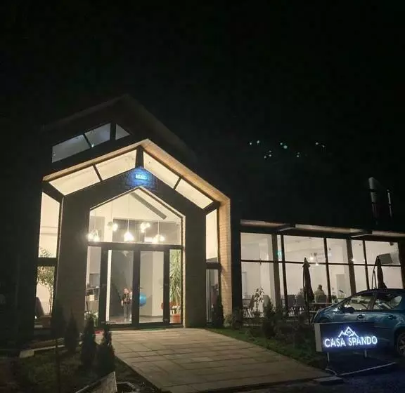 Aamiaismajoitus (B&B) Pensiunea Casa Spando