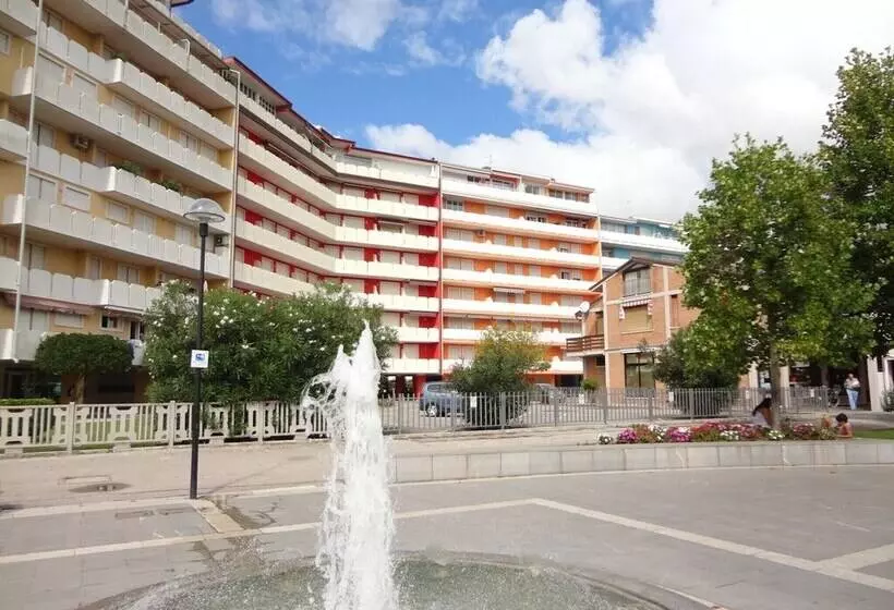 Luminous Flat With Big With Terrace   Beahost