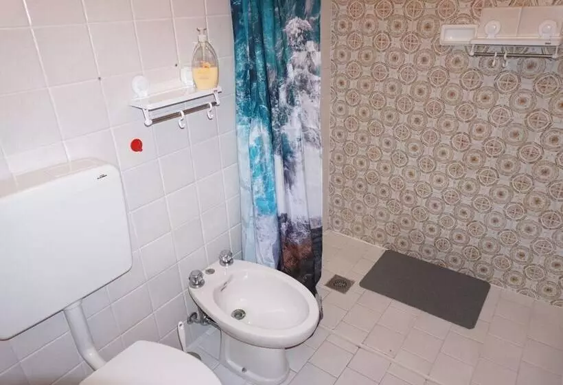 Luminous Flat With Big With Terrace   Beahost