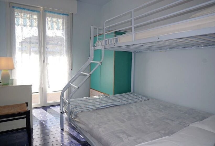 Luminous Flat With Big With Terrace   Beahost