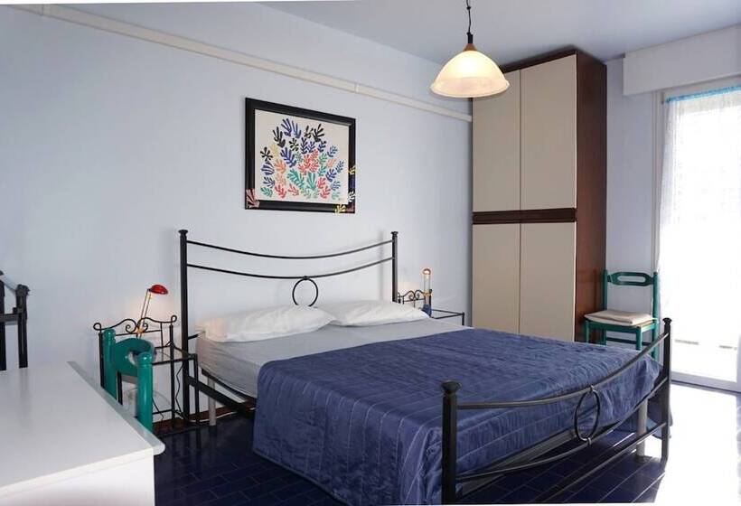 Luminous Flat With Big With Terrace   Beahost