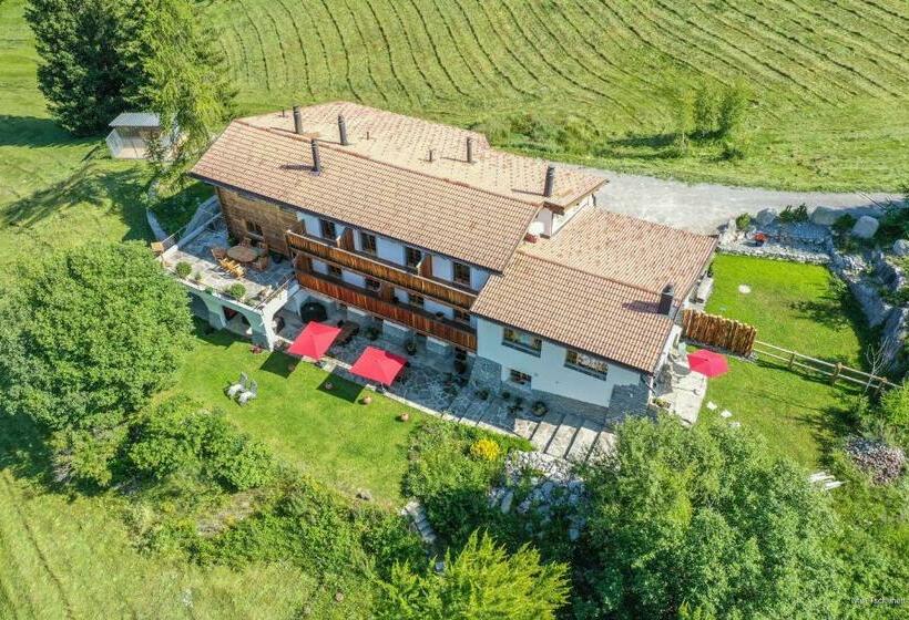 فندق Chasa Al Battaporta