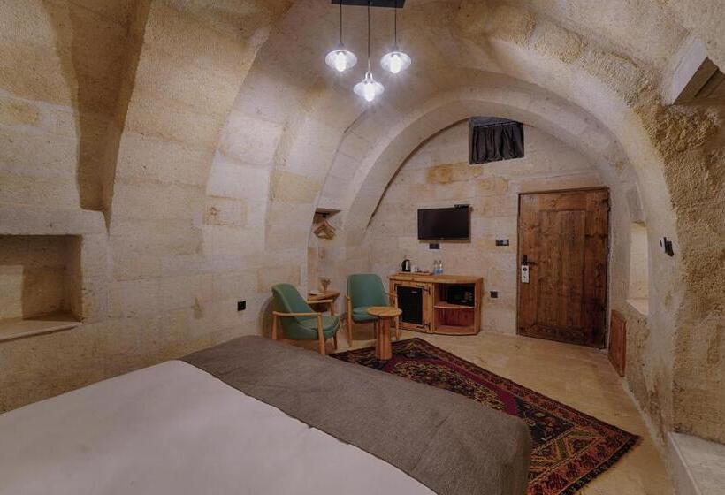 هتل Concept Cave Suites