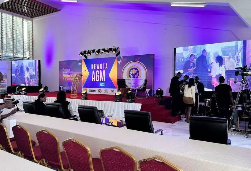 هتل Tom Mboya Labour College